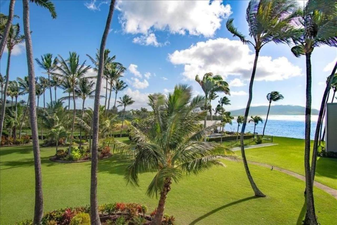 Appartement Molokai Island Retreat With Beautiful Ocean Views And Pool - Newly Remodeled! à Ualapue Extérieur photo