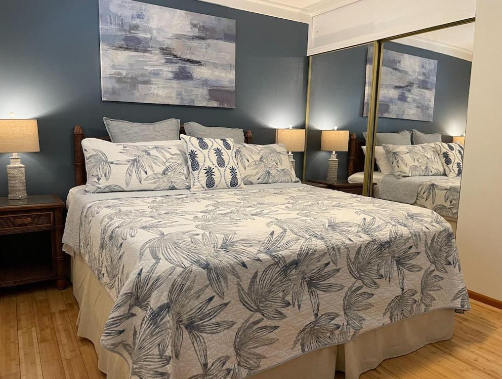 Appartement Molokai Island Retreat With Beautiful Ocean Views And Pool - Newly Remodeled! à Ualapue Extérieur photo