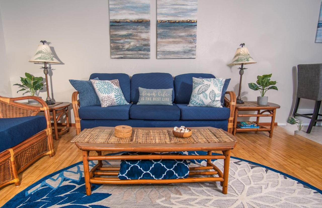 Appartement Molokai Island Retreat With Beautiful Ocean Views And Pool - Newly Remodeled! à Ualapue Extérieur photo