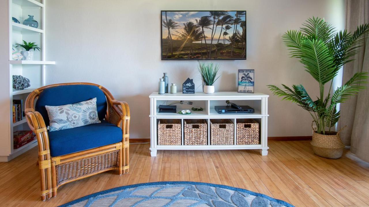 Appartement Molokai Island Retreat With Beautiful Ocean Views And Pool - Newly Remodeled! à Ualapue Extérieur photo