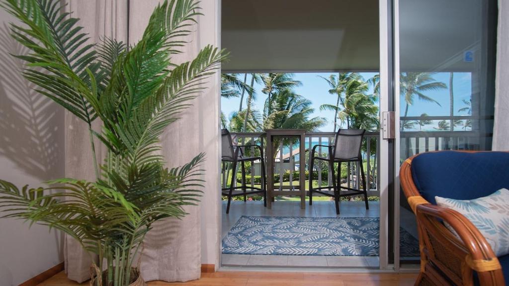 Appartement Molokai Island Retreat With Beautiful Ocean Views And Pool - Newly Remodeled! à Ualapue Extérieur photo